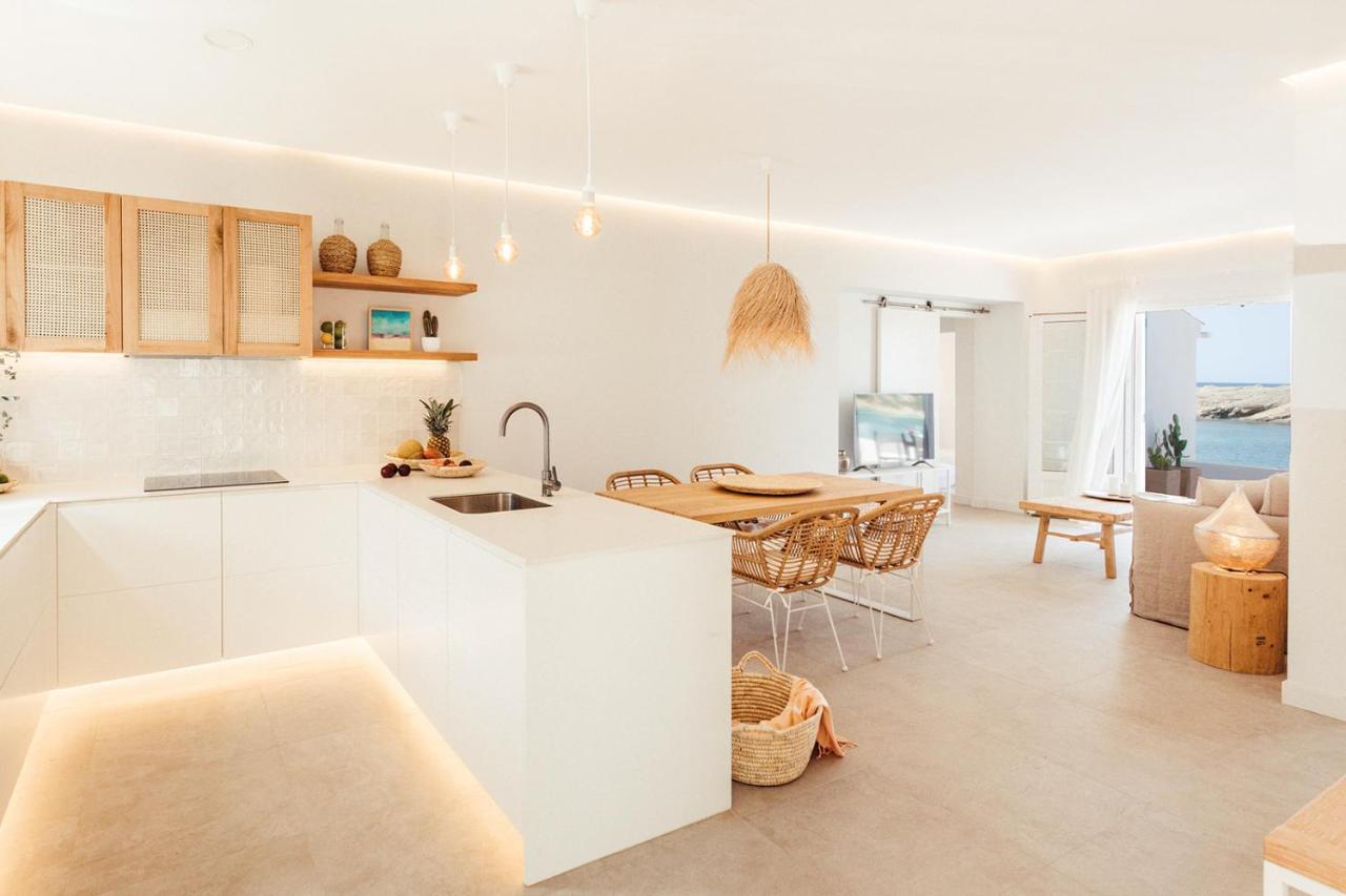 Apartamento Las Golondrinas Arenal - Adults Only Arenal d'en Castell Exterior photo