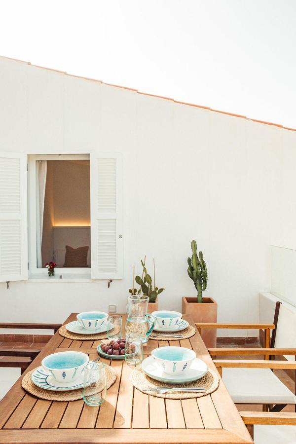 Apartamento Las Golondrinas Arenal - Adults Only Arenal d'en Castell Exterior photo